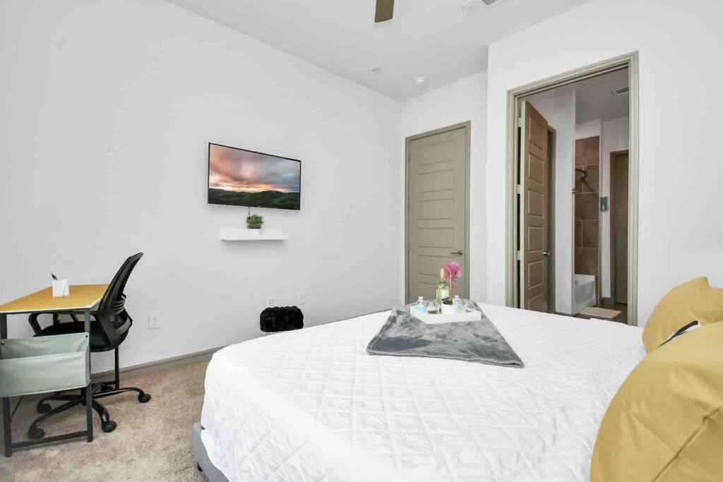 Апартаменты Htown Downtown Oasis Хьюстон Экстерьер фото